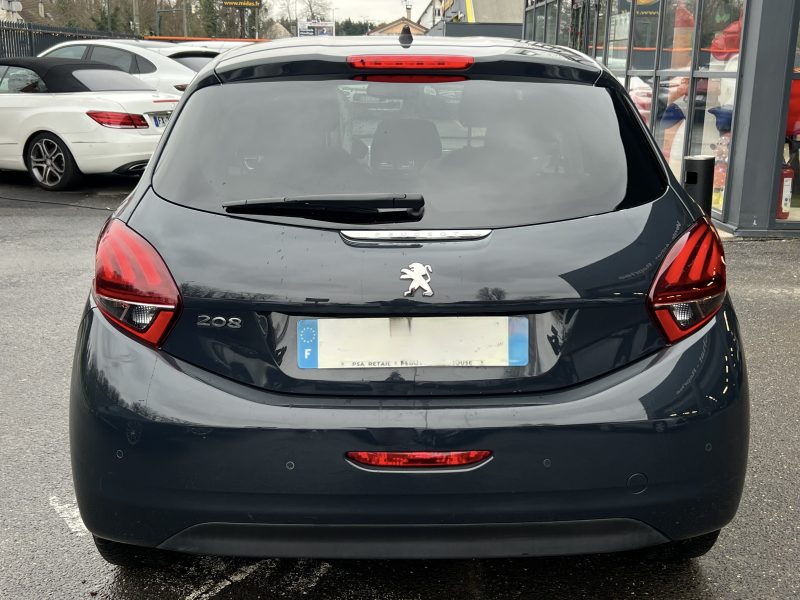 PEUGEOT 208 PHASE 2 STYLE 1.2 82 Cv 5 PORTES ECRAN TACTILE REGULATEUR CRIT AIR 1 - GARANTIE 1 AN