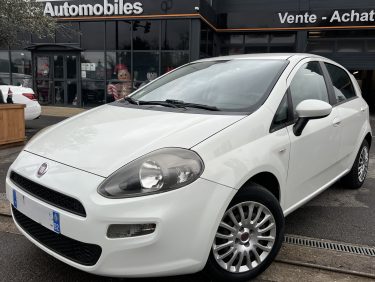 FIAT PUNTO EVO III (3) 1.2 69 Cv 5 PORTES CLIMATISATION BLUETOOTH CRIT AIR 1 - GARANTIE 1 AN