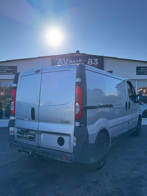 Renault Trafic 2 0 DCI 90cv L1H1/ Moteur à Chaine Révisé CT OK