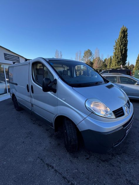 Renault Trafic 2 0 DCI 90cv L1H1/ Moteur à Chaine Révisé CT OK