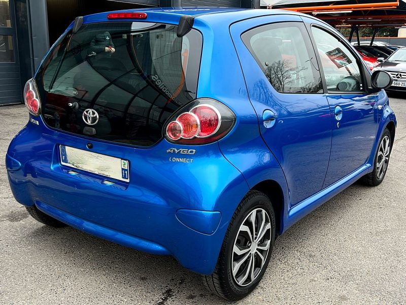 TOYOTA AYGO PHASE 2 CONNECT 1.0 VVT-i 68 GPS BLUETOOTH CLIMATISATION CRIT AIR 1 5 Pts Garantie 1 an