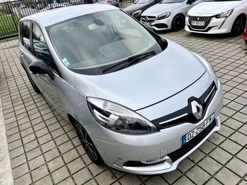 RENAULT MEGANE SCENIC SCÉNIC III 1.2 TCe 116CH ENERGY LIMITED