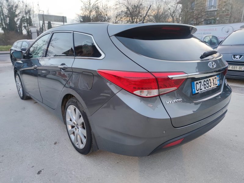 HYUNDAI i40 SW Pack Business Limited 1.7 CRDi 115 Blue Drive