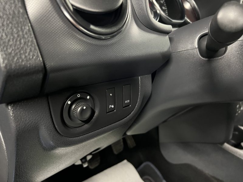 DACIA SANDERO STEPWAY II PHASE 2 0.9 TCE 90 GPS TACTILE APPLE CARPLAY REGULATEUR CLIM Garantie 1 an