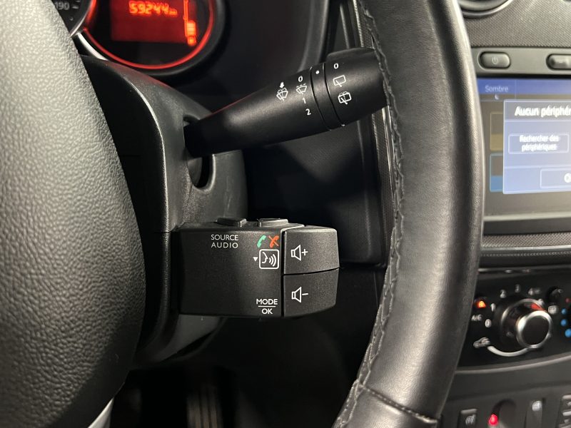 DACIA SANDERO STEPWAY II PHASE 2 0.9 TCE 90 GPS TACTILE APPLE CARPLAY REGULATEUR CLIM Garantie 1 an