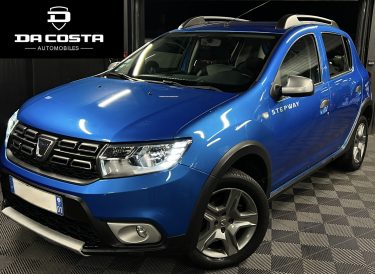 DACIA SANDERO STEPWAY II PHASE 2 0.9 TCE 90 GPS TACTILE APPLE CARPLAY REGULATEUR CLIM Garantie 1 an