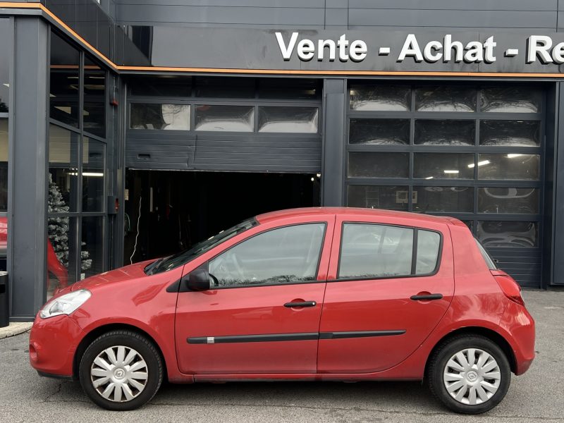 RENAULT CLIO 3 III PHASE 2 1.2 75 Cv 5 PORTES CLIMATISATION BLUETOOTH CRIT AIR 1 - GARANTIE 1 AN