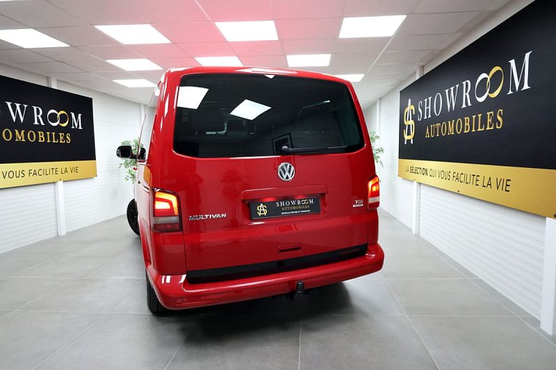 VOLKSWAGEN MULTIVAN 2015