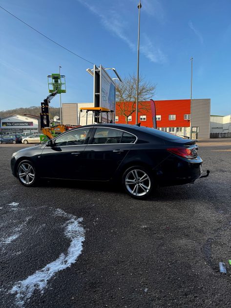 OPEL INSIGNIA 2009