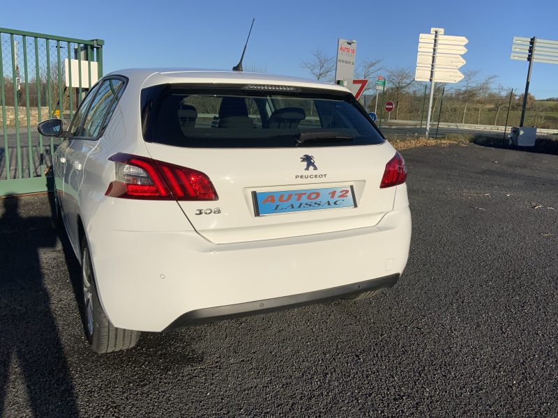 PEUGEOT 308 2020