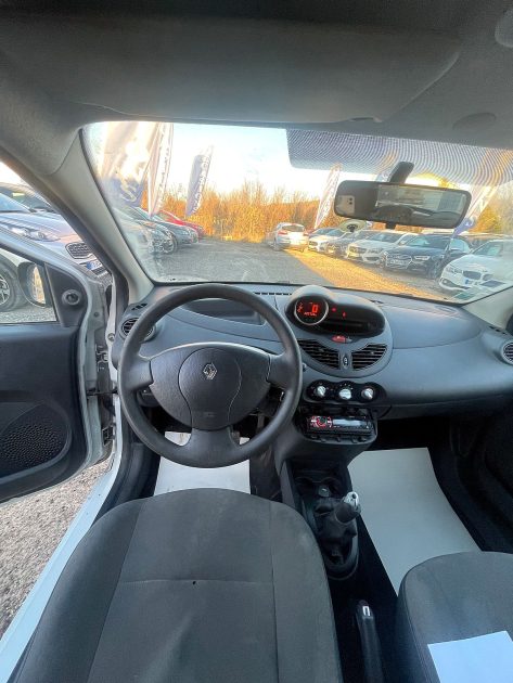 RENAULT TWINGO II 1.5 dCi (75Ch)