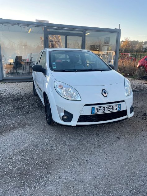 RENAULT TWINGO II 1.5 dCi (75Ch)