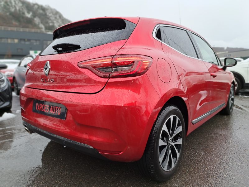 RENAULT CLIO 2023