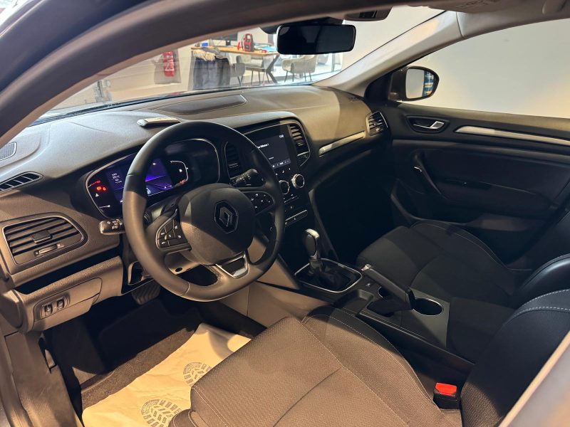 RENAULT MEGANE 2021