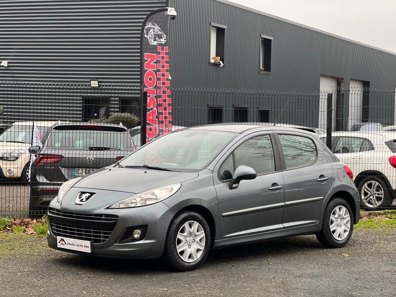 PEUGEOT 207 2011