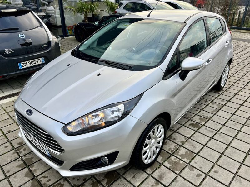 FORD FIESTA VI  1.0 EcoBoost 101CH ECOBOOST 100 S&S TREND