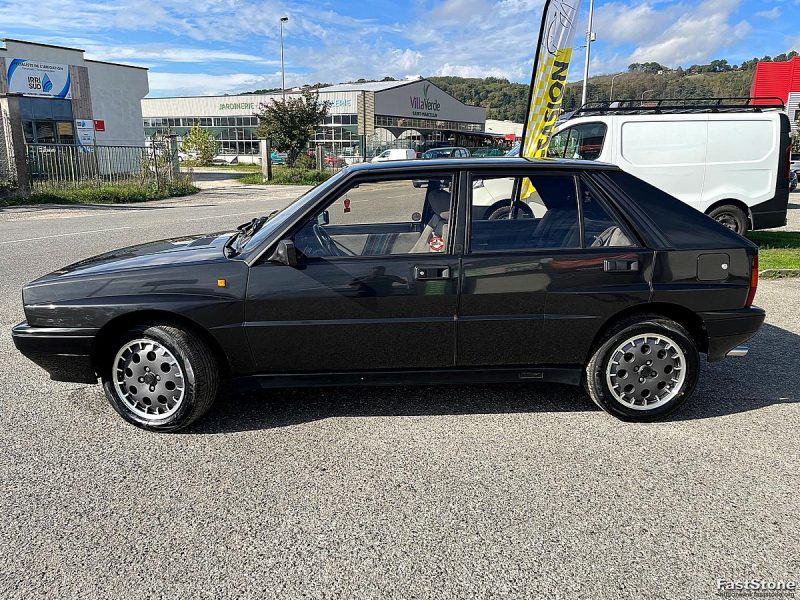 LANCIA  DELTA  1988