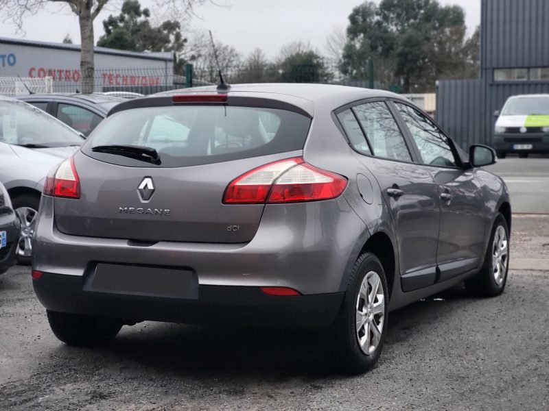 RENAULT MEGANE 3 III 2009