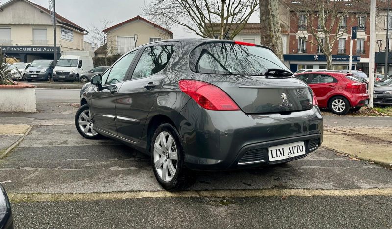 PEUGEOT 308 2012