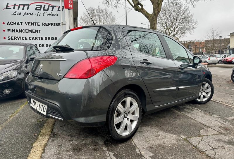 PEUGEOT 308 2012