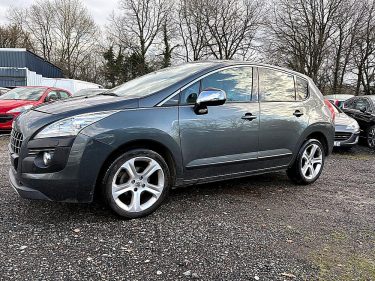 PEUGEOT 3008 2011