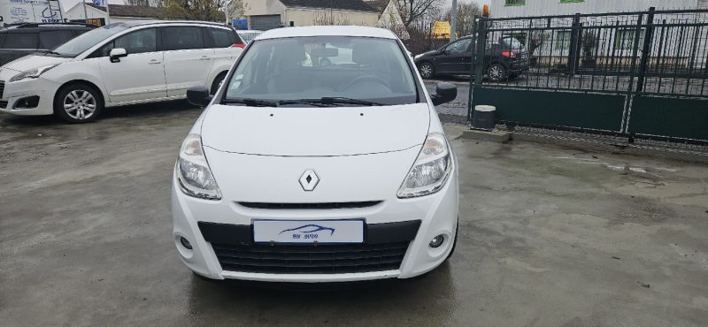 RENAULT CLIO 2010