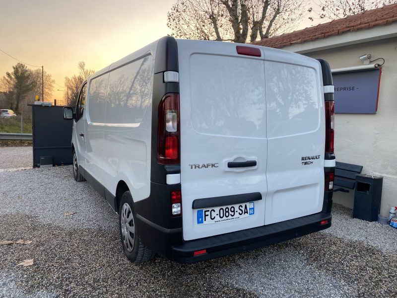 RENAULT TRAFIC 2018