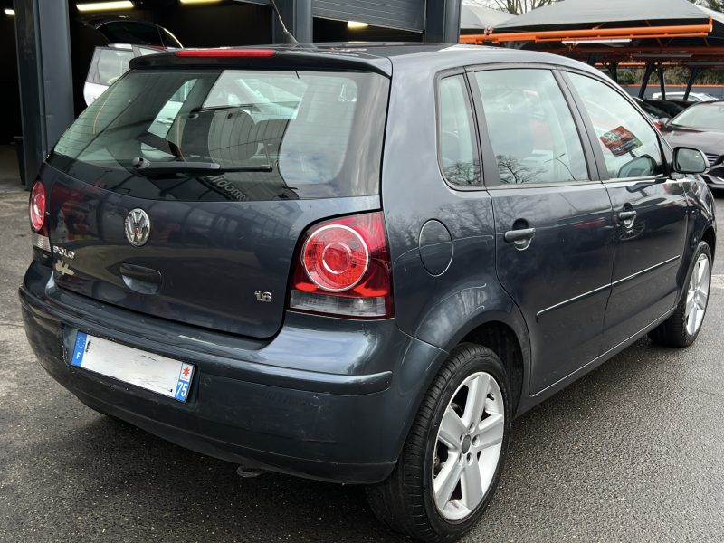 VOLKSWAGEN POLO 4 IV PHASE 2 CARAT 1.6 105 Cv BOITE AUTOMATIQUE CUIR BLUETOOTH 5 Pts - GARANTIE 1 AN