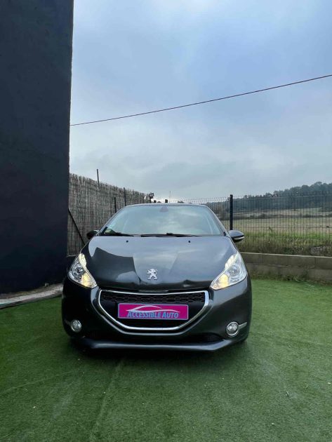 Peugeot 208 EHDI 92 ALLURE 