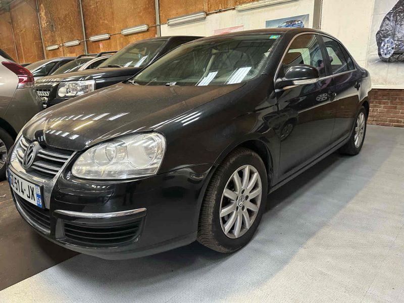 VOLKSWAGEN JETTA 1.6 TDi 105CV 2010