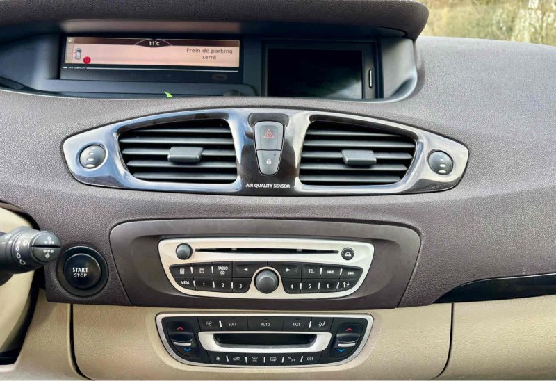 RENAULT MEGANE SCENIC 2012