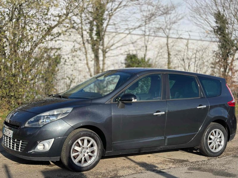 RENAULT MEGANE SCENIC 2012