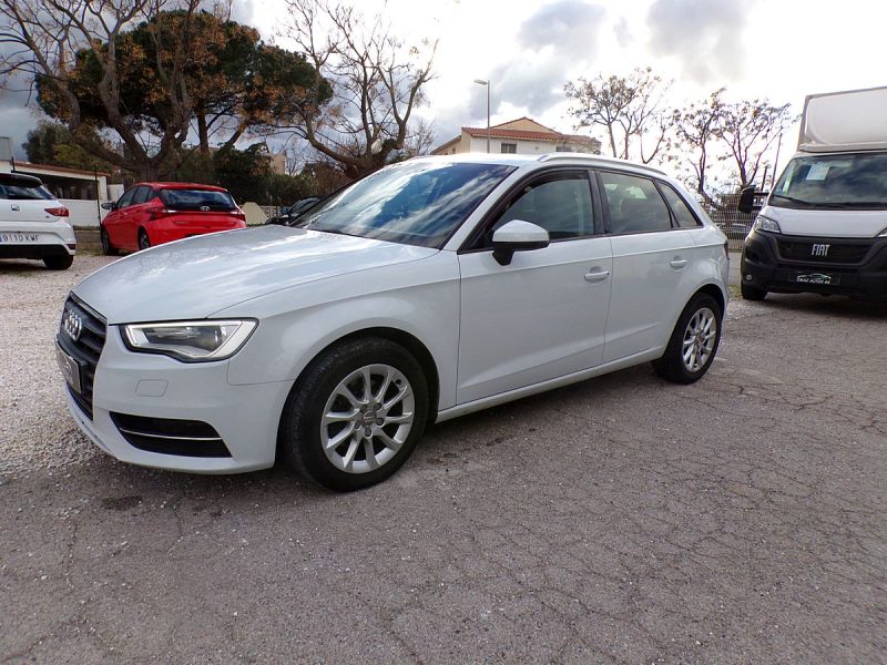 AUDI A3 Sportback (8VA, 8VF) 0001