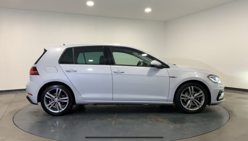 VOLKSWAGEN GOLF 2017