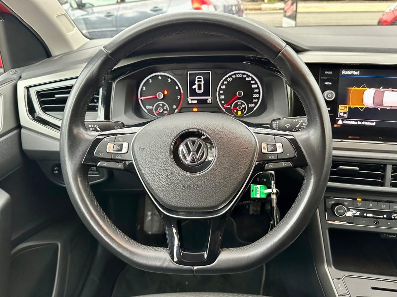 VOLKSWAGEN POLO 2018