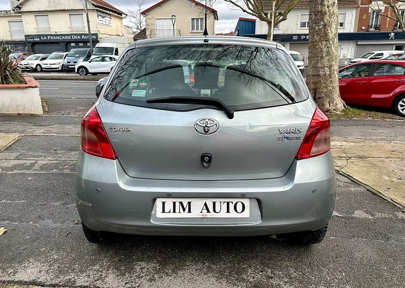 TOYOTA YARIS 2008