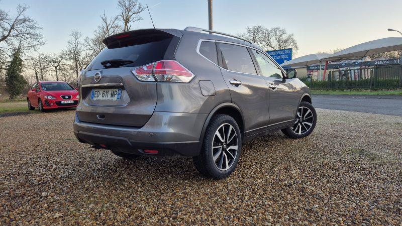 NISSAN X-TRAIL 2016