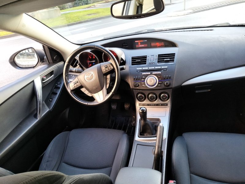 MAZDA MAZDA 3 2010