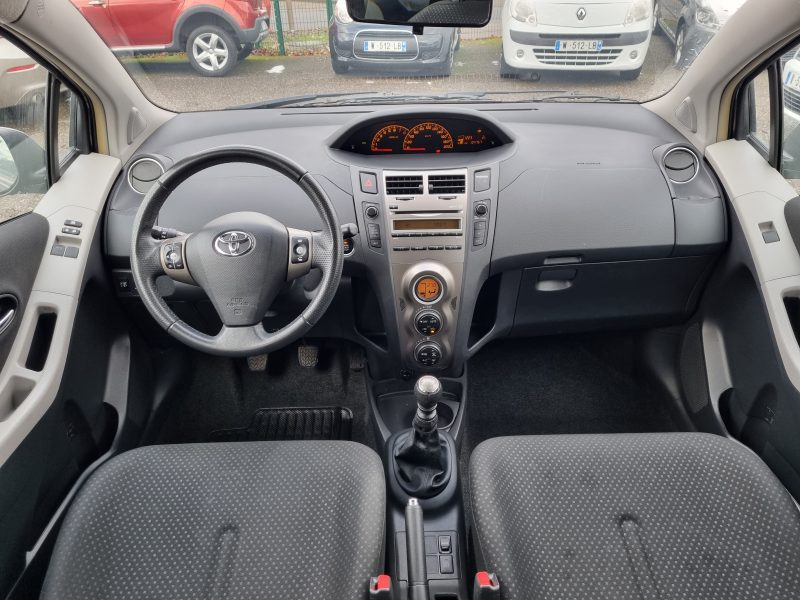 TOYOTA YARIS II 2011 1.3 VVT-i 100 CV