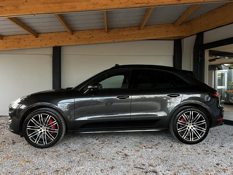 PORSCHE MACAN TURBO PACK PERFORMANCE 440 CV PDK 