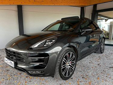 PORSCHE MACAN TURBO PACK PERFORMANCE 440 CV PDK 