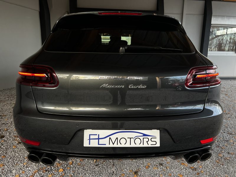 PORSCHE MACAN TURBO PACK PERFORMANCE 440 CV PDK 