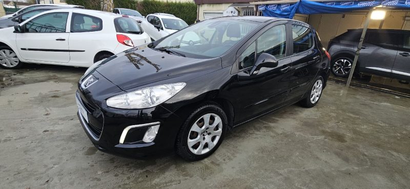 PEUGEOT 308 2011