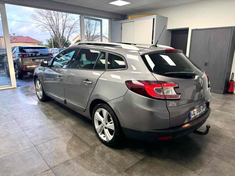 RENAULT MEGANE ESTATE 2012