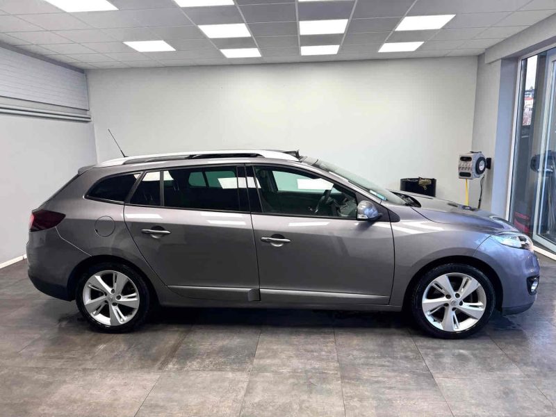 RENAULT MEGANE ESTATE 2012