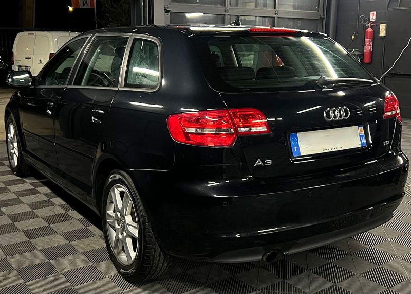 AUDI A3 II PHASE 2 SPORTBACK 2.0 TDI 140 BOITE AUTO S-TRONIC GPS BLUETOOTH REGULATUER Garantie 1 an