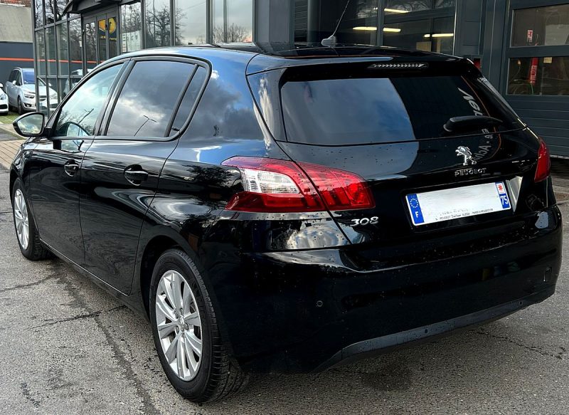 PEUGEOT 308 STYLE 1.2 110 Cv PREMIERE MAIN / 14 100 Kms ECRAN TACTILE CRIT AIR 1 - GARANTIE 1 AN