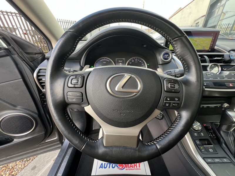 LEXUS NX300H 197h Luxe  Toit panoramique 12/2017