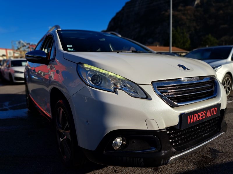 PEUGEOT 2008 2015