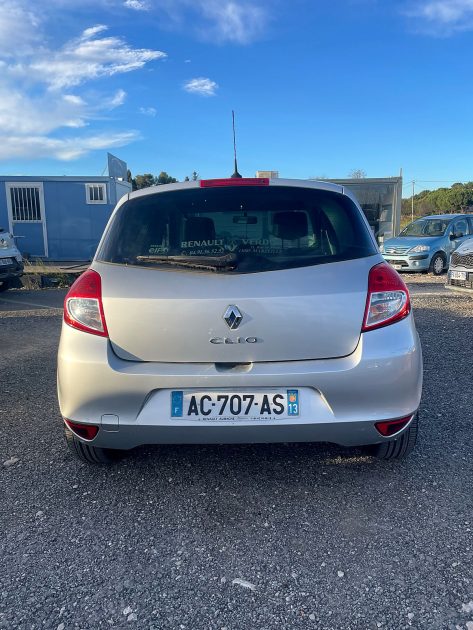 RENAULT CLIO III TOMTOM (100Cv)